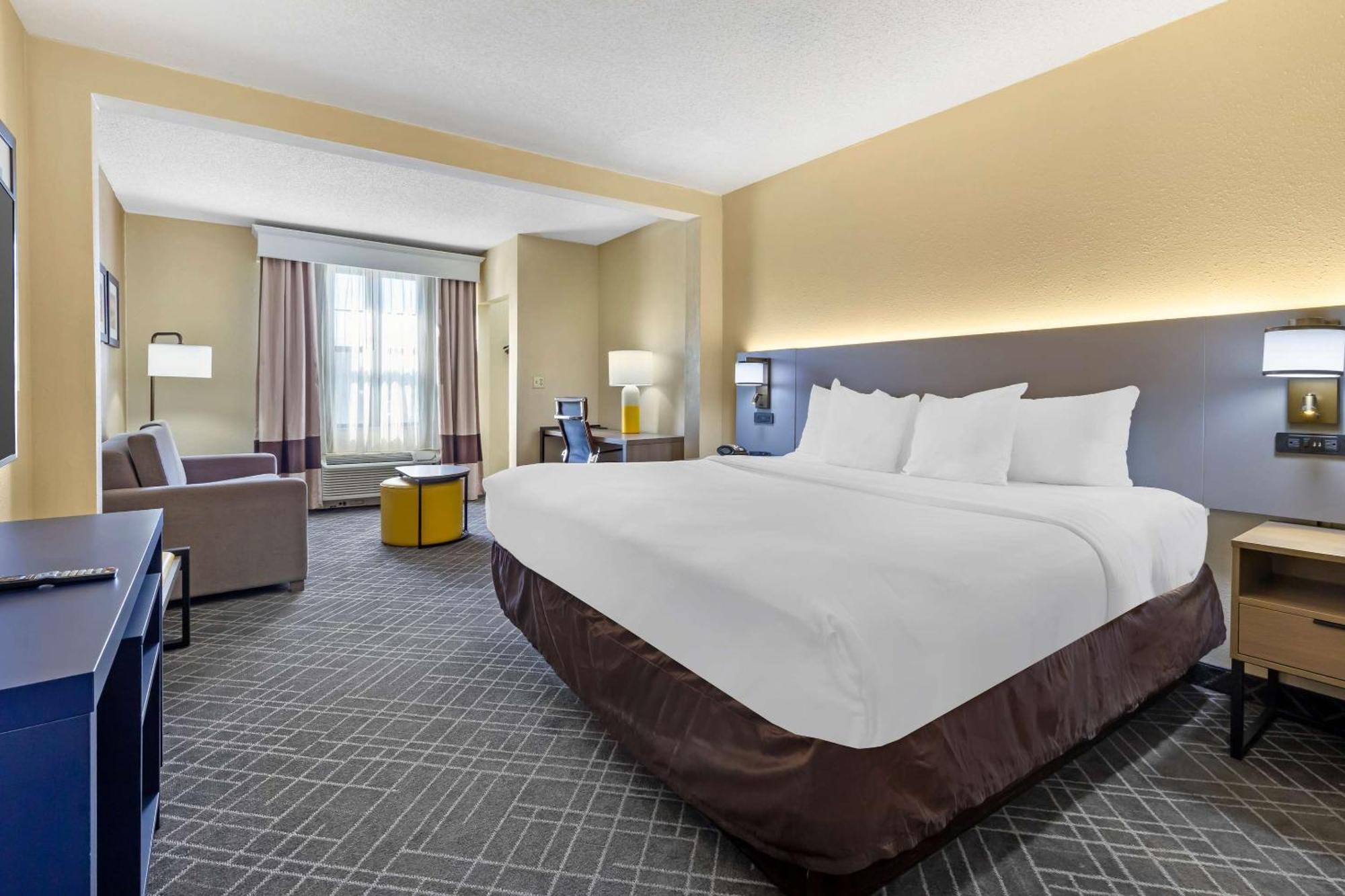Comfort Suites Hanes Mall Winston-Salem Dış mekan fotoğraf
